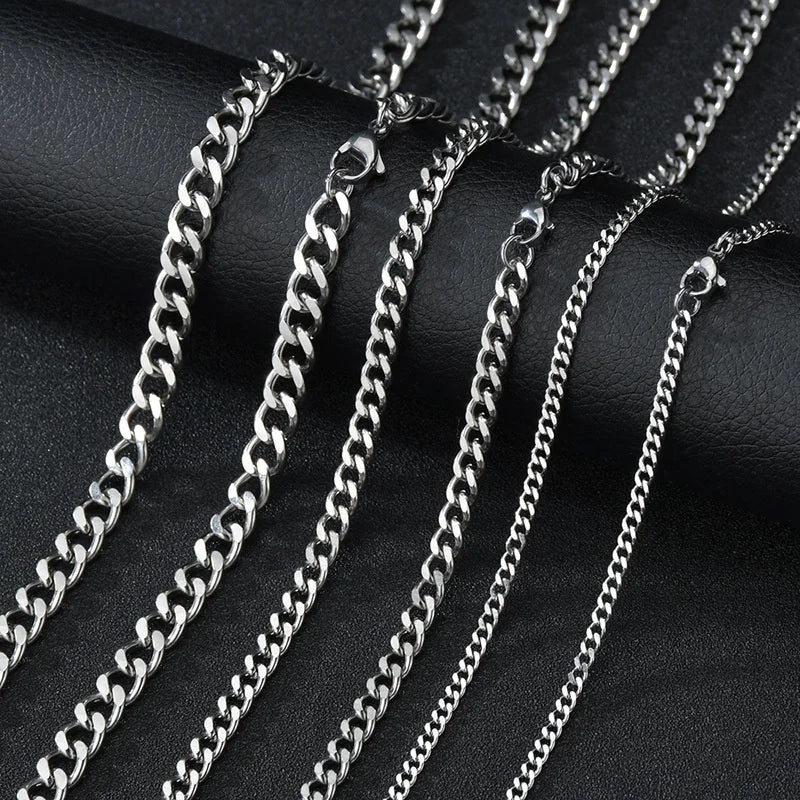 ECLIPSE NECKLACE